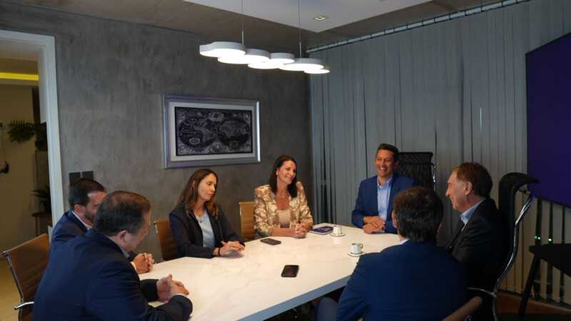 Santilli y Núñez delinearon la estrategia libertaria para las elecciones de 2027 1 Santilli