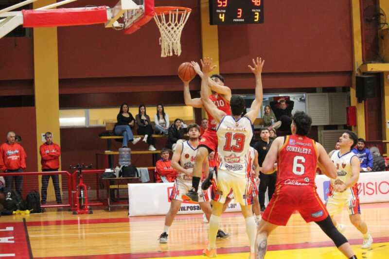 Tokio derrotó 80-74 a Hércules de Charata en el tercer juego de la serie de playoffs y avanzó a la siguiente instancia de la Liga Federal. Daniel Tabbia fue la gran figura del Oriental con 26 puntos.