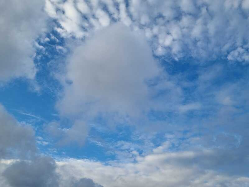 Lunes con cielo cubierto y ambiente estable en Misiones