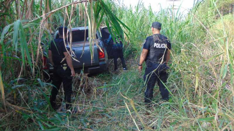 La Policía secuestró casi 900 kilos de marihuana y frustró una fuga narco en Eldorado 8 WhatsApp Image 2026 06 09 at 21.16.15 - 7