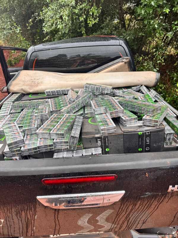 Operativo cerrojo en Misiones: secuestraron cigarrillos de contrabando por $40 millones y una camioneta robada en Brasil 6 WhatsApp Image 2026 06 12 at 16.49.03 1 - 5