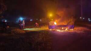 Un incendio destruyó por completo un automóvil en San Javier incendio de auto en San Javier