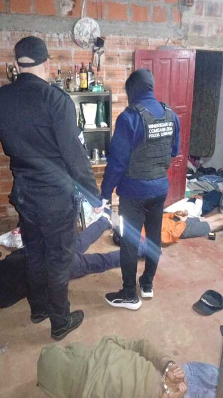 Desarticularon una banda investigada por robos y estafas en Posadas: hay 12 detenidos 5 WhatsApp Image 2026 06 17 at 16.29.49 - 4