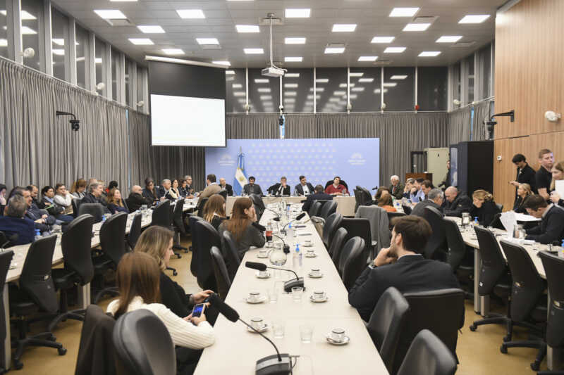 Herrera Ahuad planteó que la producción de alimentos debe priorizar también la calidad nutricional 4 aagricultura090626 - 3