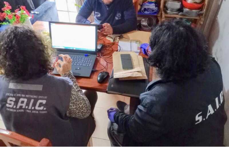 Detuvieron en San Ignacio a un docente investigado por almacenar material de abuso sexual infantil 3 docente detenido San Ignacio 2 - 2