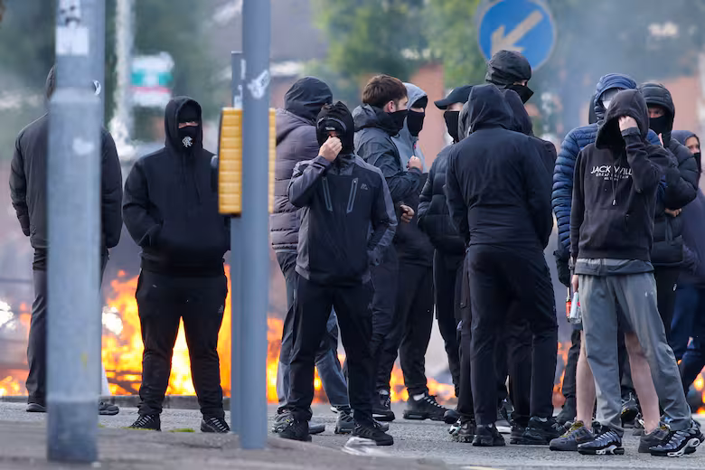 Irlanda del Norte bajo tensión: un apuñalamiento reaviva el debate sobre inmigración 5 el caso reavivo el debate sobre inmigracion y X2ETI6EH7JHAROYE44H2FZGJ6A - 4