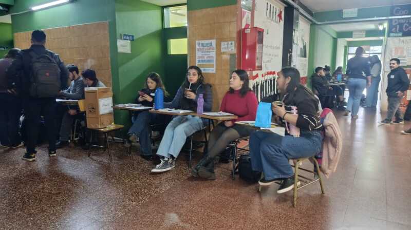 Elecciones en la UNaM: universitarios renuevan decanatos y consejeros superiores UNaM elecciones