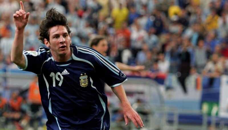 Messi hizo historia otra vez: todos los récords que rompió ante Argelia 7 Lionel Messi brilló con un hat-trick ante Argelia en el debut de Argentina en el Mundial 2026 y rompió varios récords históricos que agrandan aún más su leyenda.