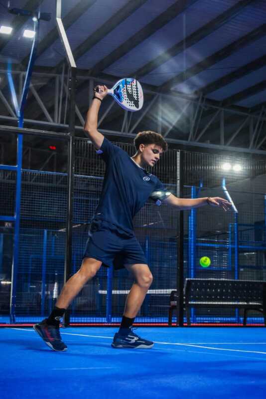 Santino Contreras: "Jugar un Premier Padel era un sueño que tenía desde chico" 6 Santino Contreras, la gran promesa del pádel argentino nacida en El Soberbio, habló sobre su presente en Europa, su histórico paso por el Buenos Aires Premier Padel, sus sacrificios para llegar a la élite y los objetivos que persigue en el circuito internacional.
